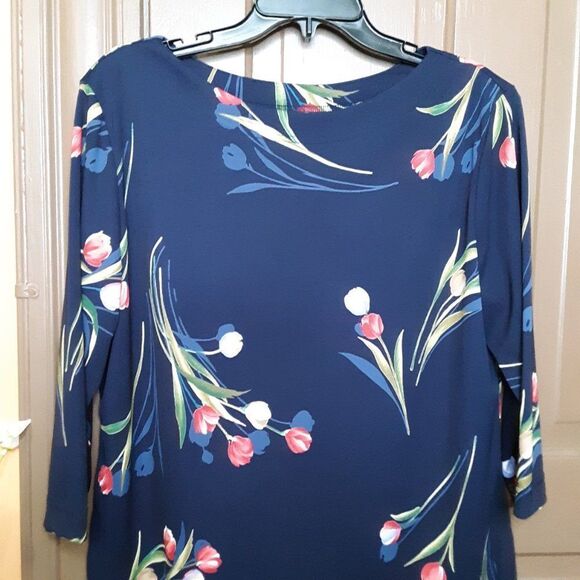 Graver Studio Women's Blouse Size M Flower Motif Blue Top - Picture 2 of 9